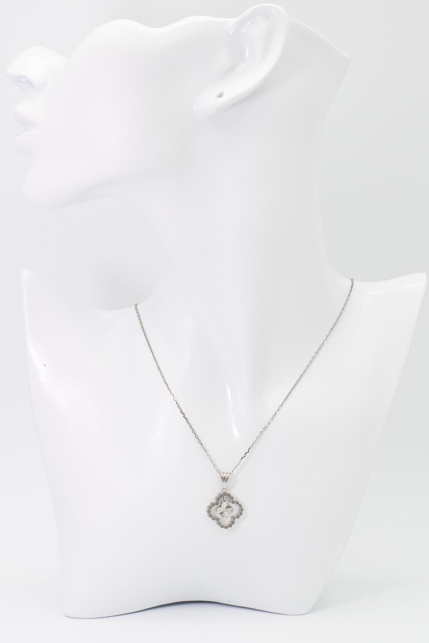 Lucky Four-Leaf Clover, with Diamond, Color D, VVS, 925 Silver, Necklace Pendant, Birthday, Anniversary, and Christmas Gift Jewelry for Her