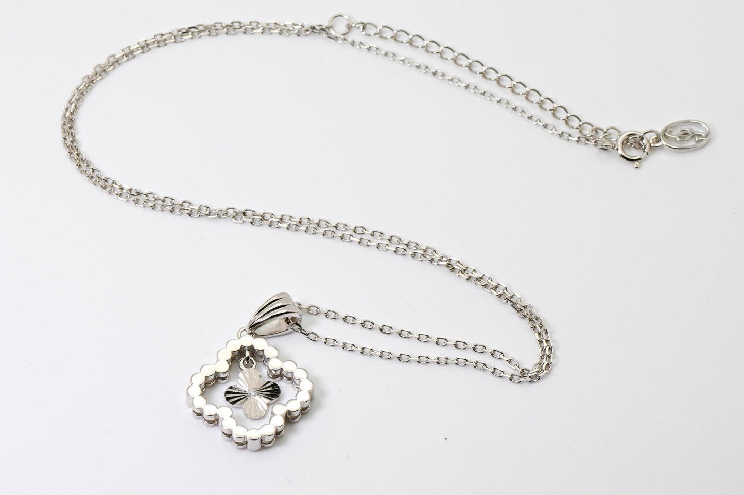 Lucky Four-Leaf Clover, with Diamond, Color D, VVS, 925 Silver, Necklace Pendant, Birthday, Anniversary, and Christmas Gift Jewelry for Her
