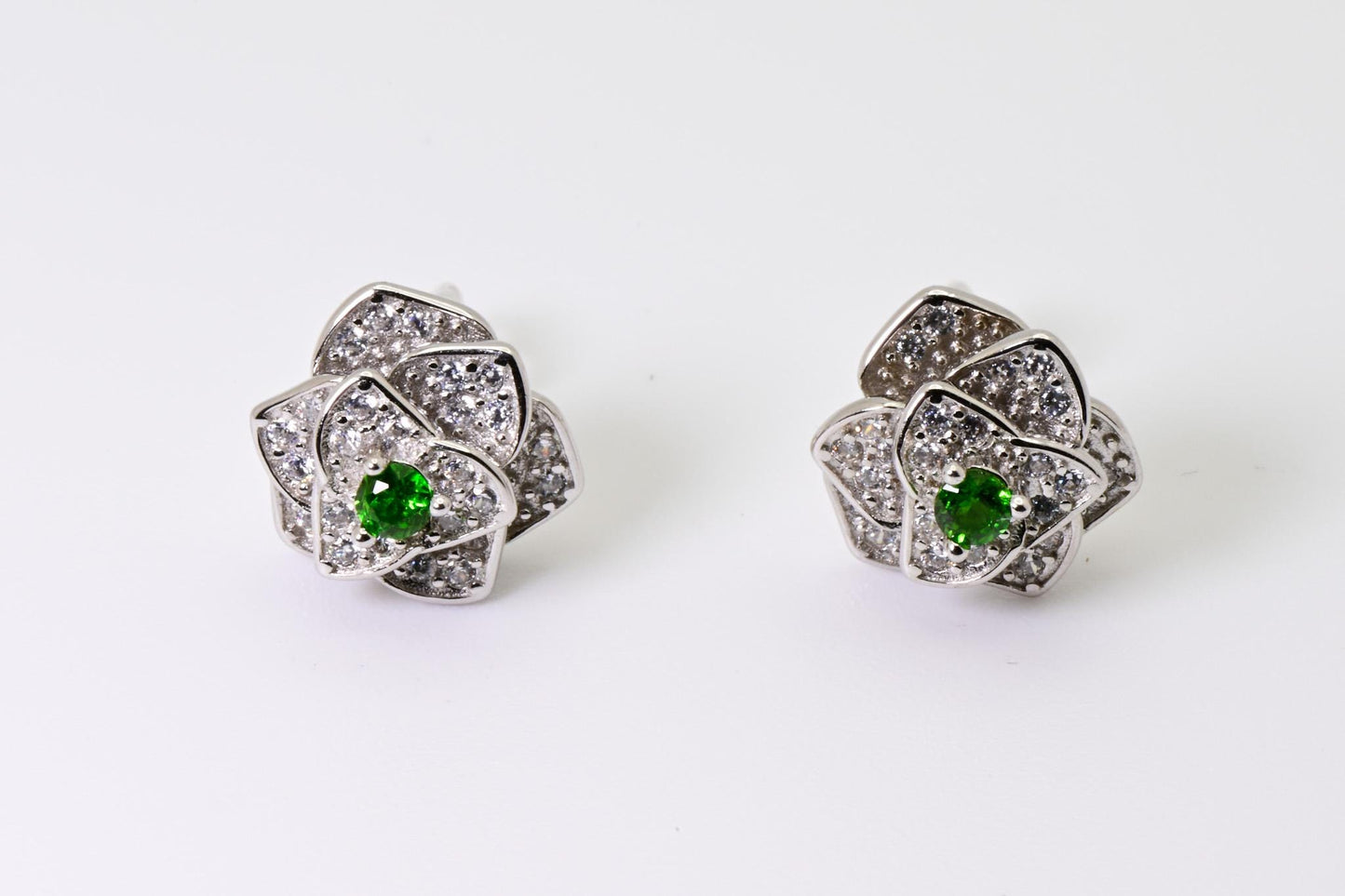 Natural Sphene Flower Earrings, Green Color, S925 Sterling Silver, Birthday Gift, Mother’s Day Gift, Anniversary Gift, Xmas Gift for her